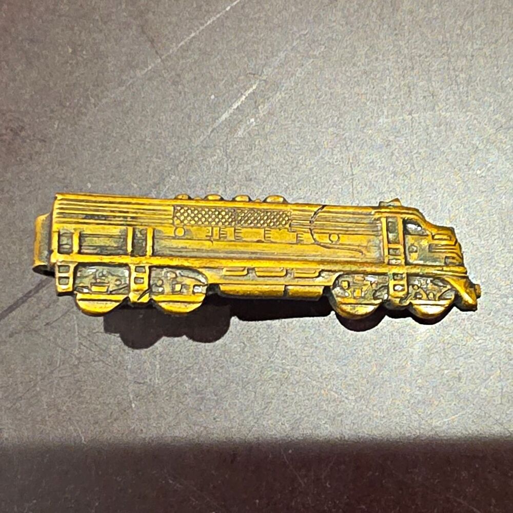 Vintage Brass Gold Tone Railroad Diesel Locomotive Tie Clip Clasp Pin